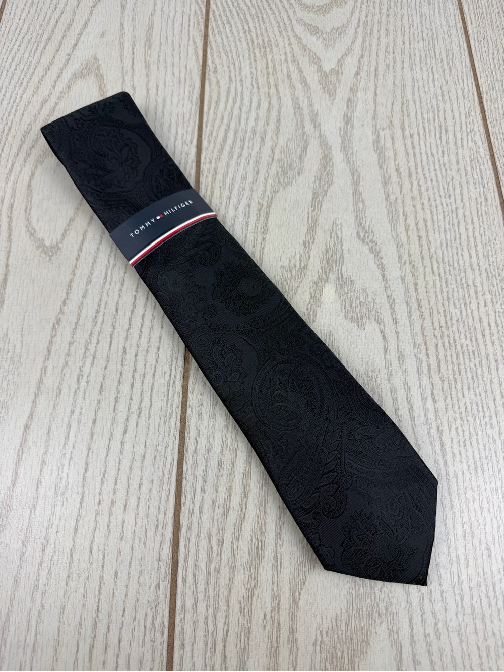 851 Tommy Hilfiger Tie Black Paisley 001 TL21100235 Silk Poly Blend $69.50